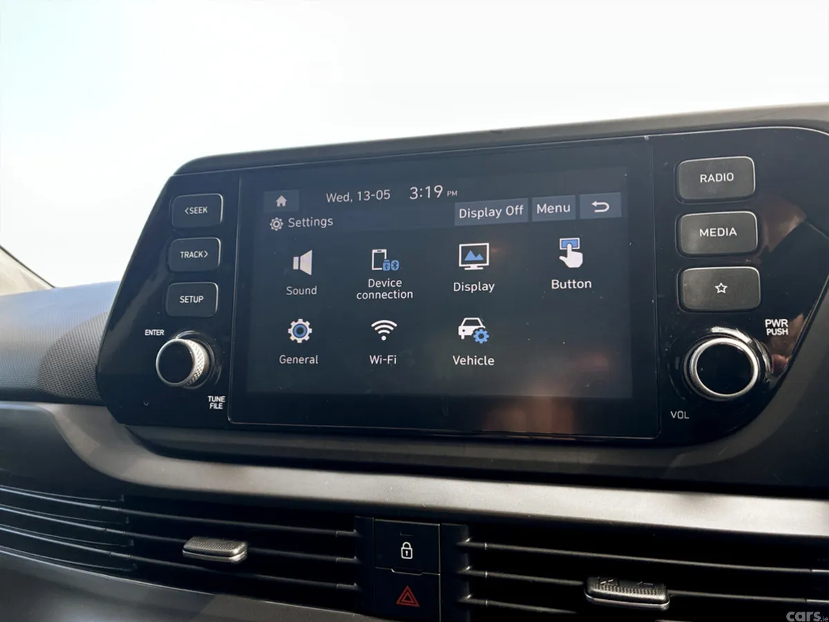 Hyundai Bayon Estate/Jeep, Petrol, 2024, Red