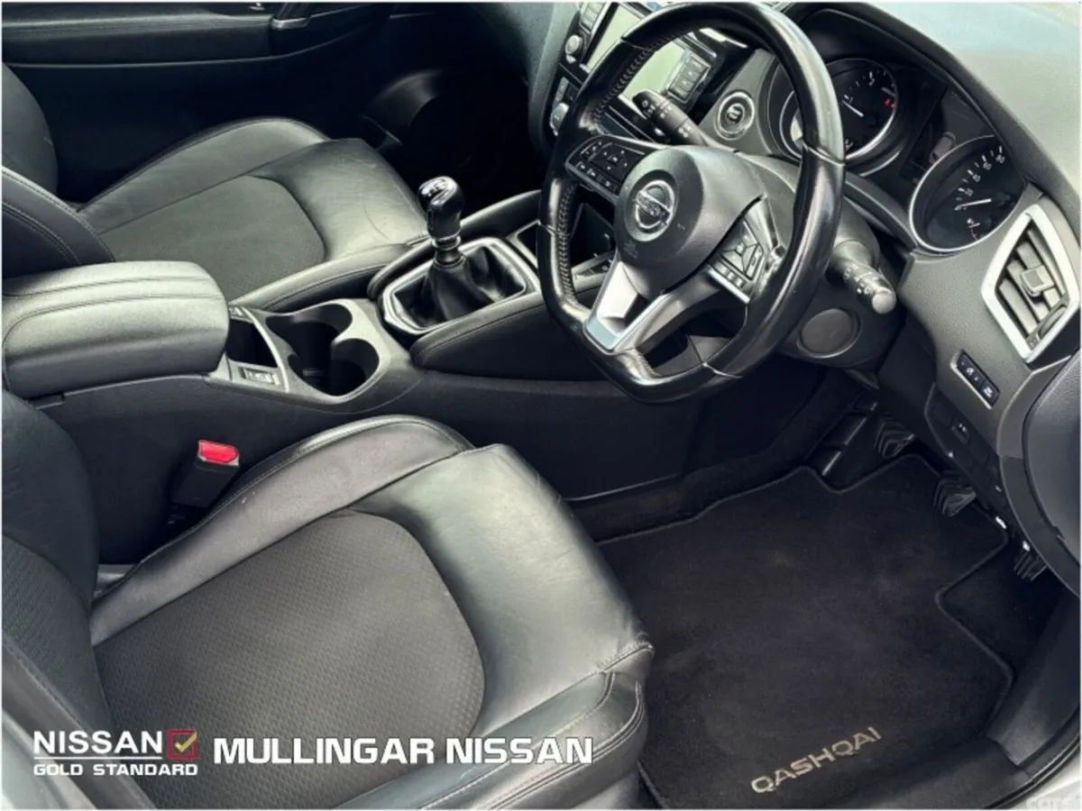 Nissan Qashqai MPV, Diesel, 2020, Grey