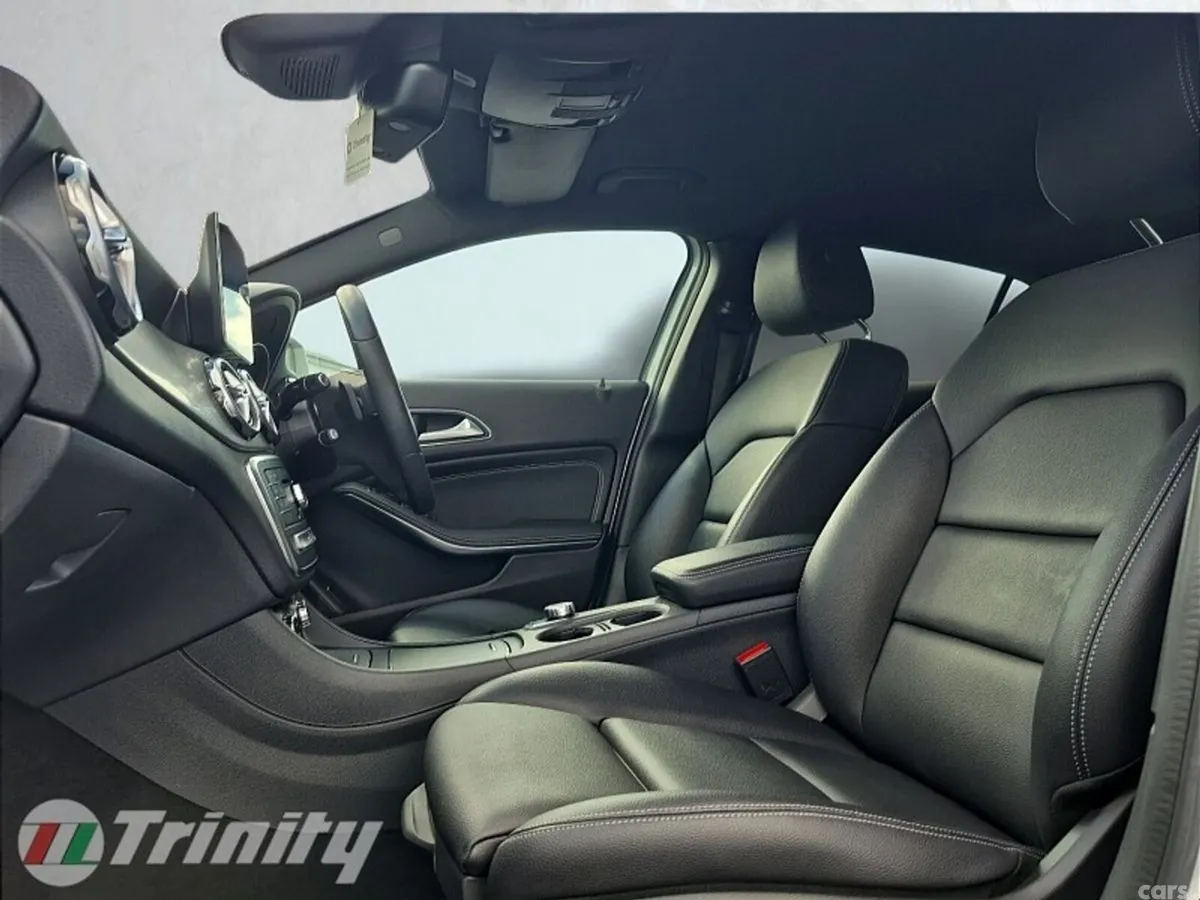 Mercedes-Benz GLA SUV, Petrol, 2018, Silver