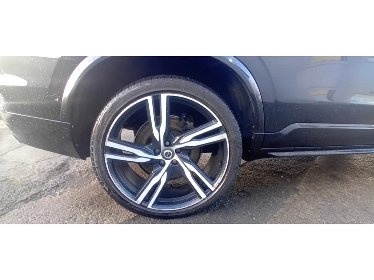 Volvo XC90 Estate, Petrol Plug-in Hybrid, 2018, Black