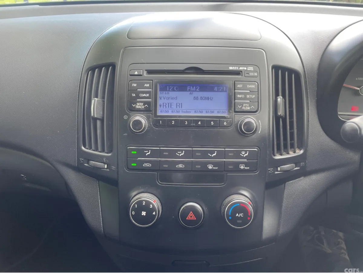 Hyundai i30 Hatchback, Diesel, 2011, Black