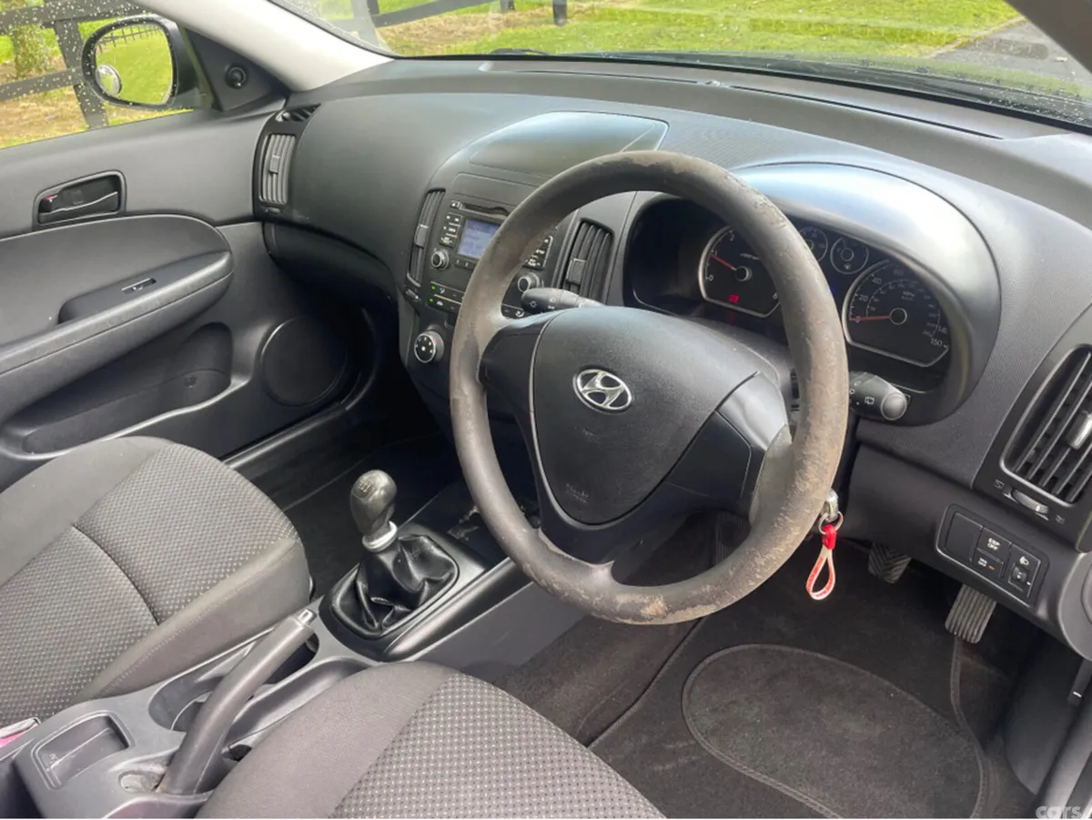 Hyundai i30 Hatchback, Diesel, 2011, Black