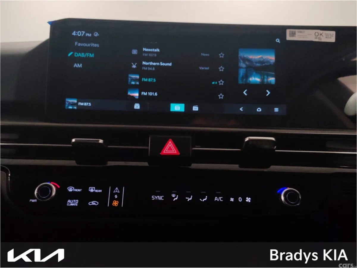 Kia Sportage SUV, Diesel Hybrid, 2026, Grey