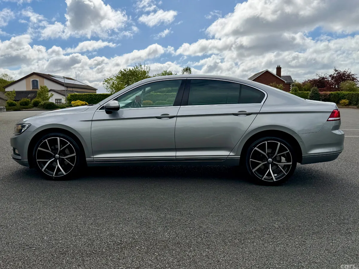 Volkswagen Passat Saloon, Diesel, 2017, Grey