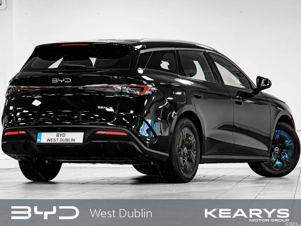 BYD Seal 6 Estate, Petrol Plug-in Hybrid, 2027, Black