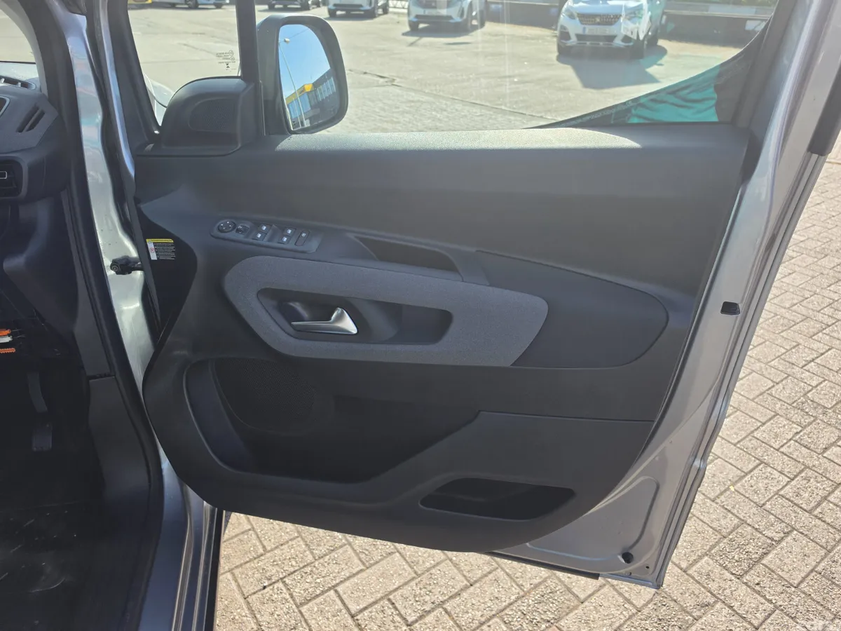 Peugeot Rifter MPV, Diesel, 2026, Grey