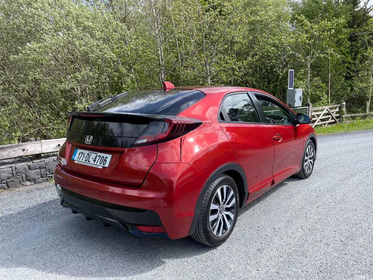 Honda Civic Hatchback, Diesel, 2017, Red