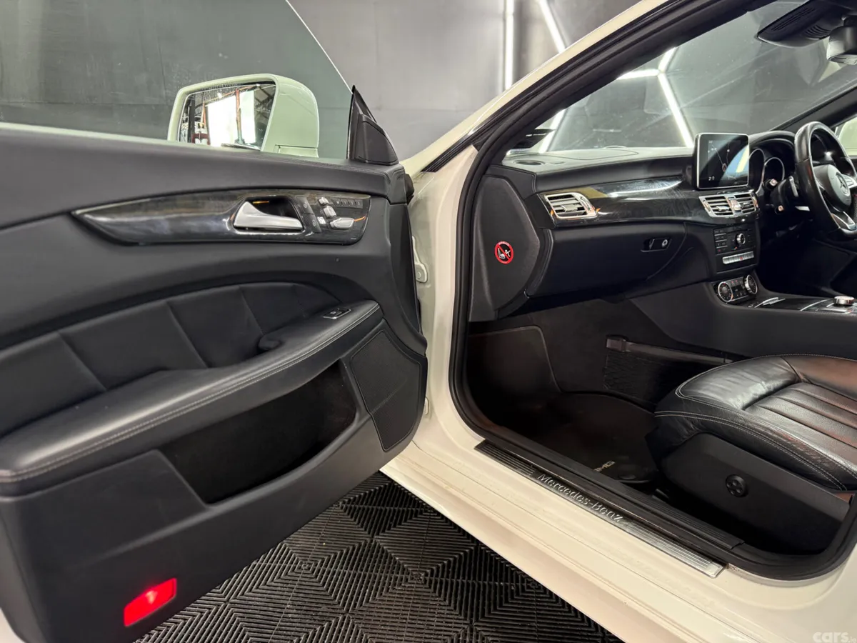 Mercedes-Benz CLS Coupe, Diesel, 2015, White