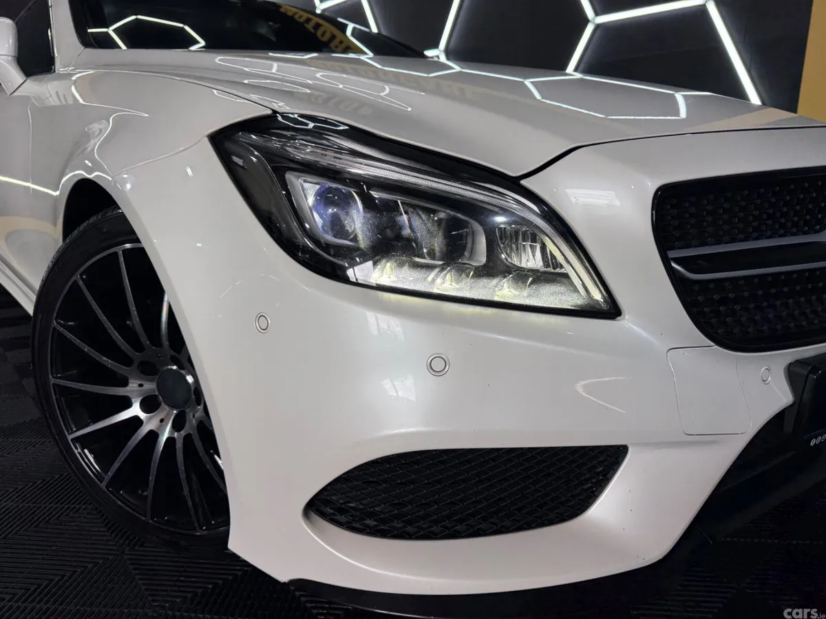 Mercedes-Benz CLS Coupe, Diesel, 2015, White