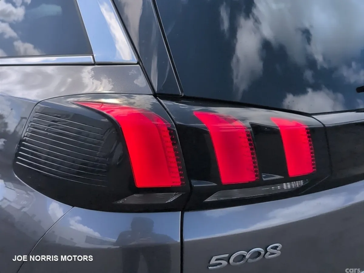 Peugeot 5008 SUV, Diesel, 2020, Grey