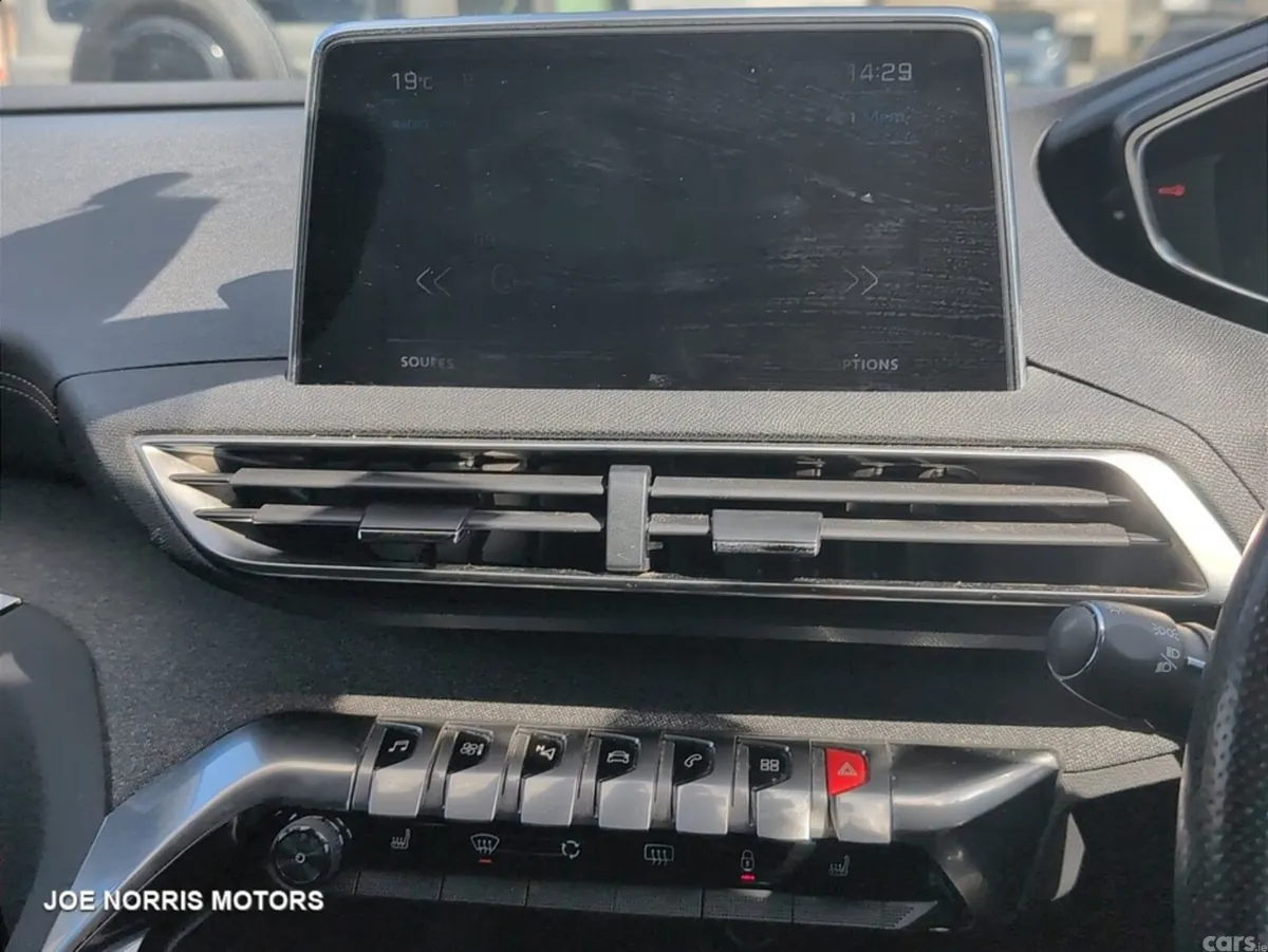 Peugeot 5008 SUV, Diesel, 2020, Grey
