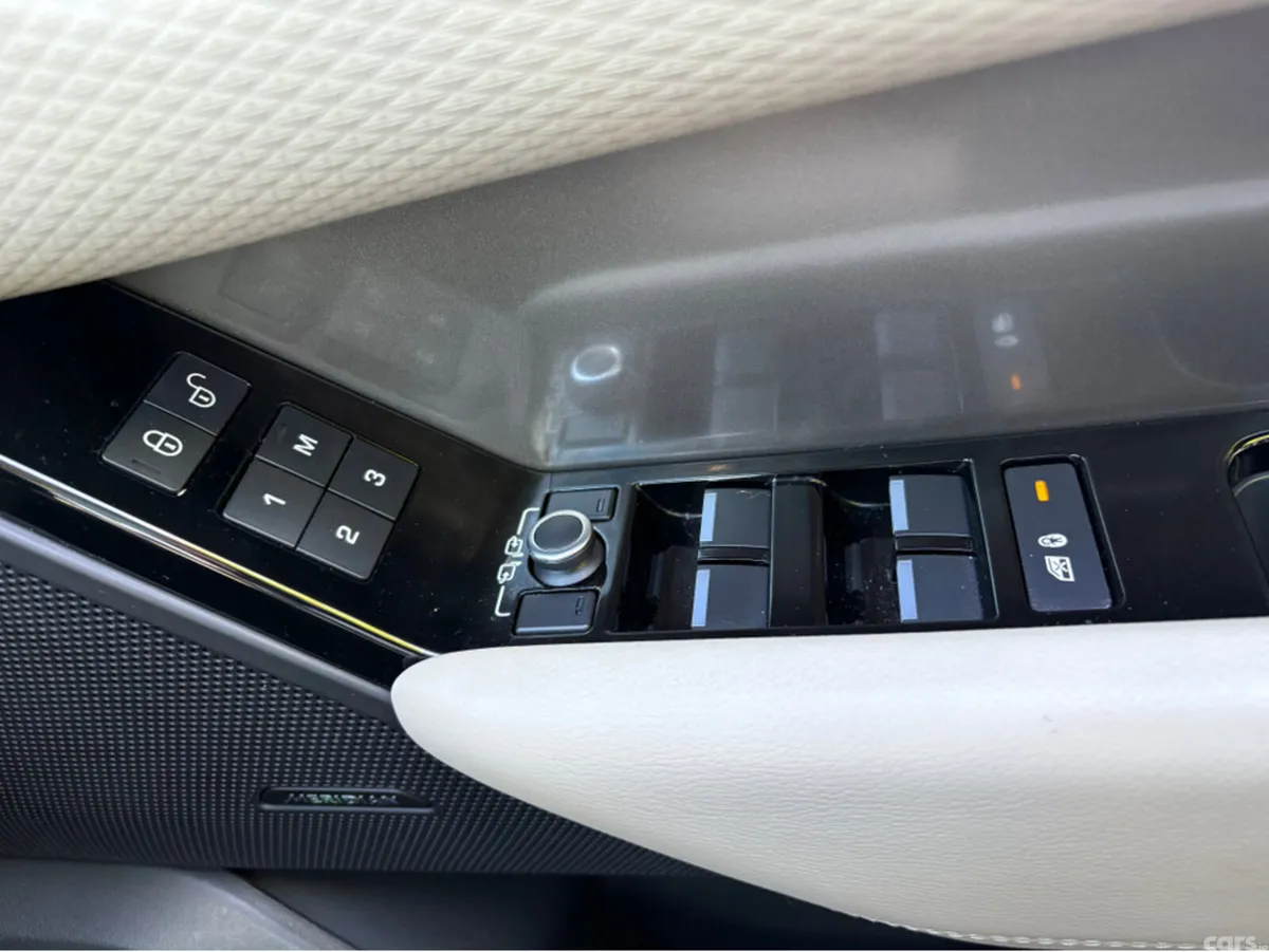 Land Rover Range Rover Velar SUV, Diesel, 2019, Bronze