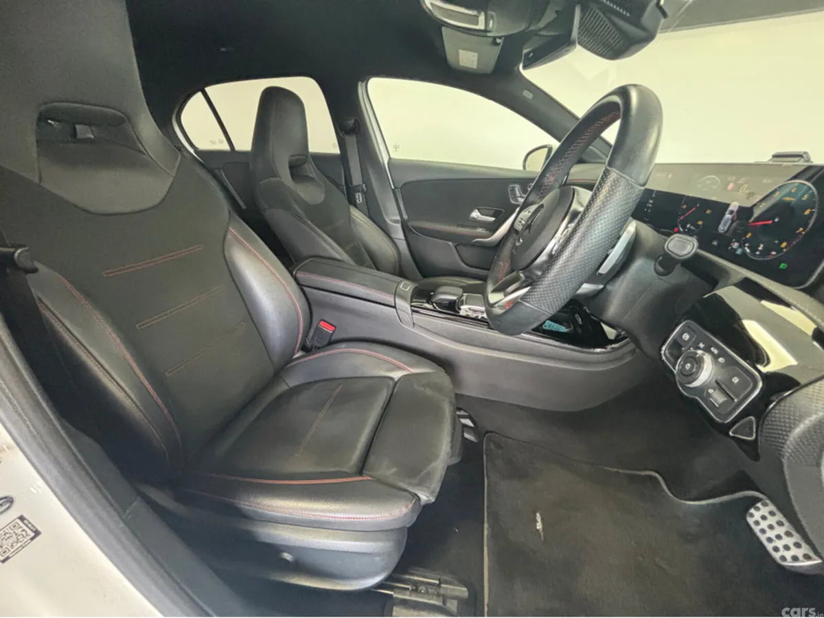 Mercedes-Benz A-Class Hatchback, Petrol, 2018, White