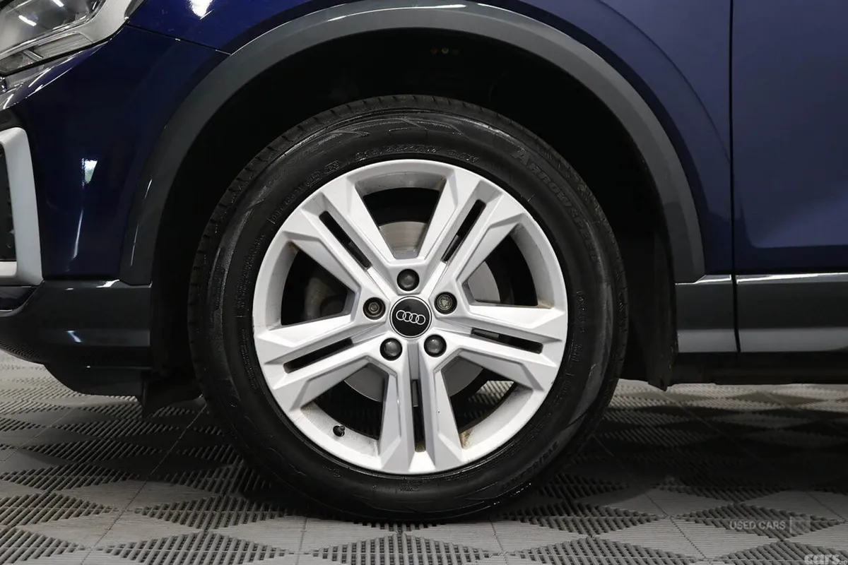 Audi Q2 SUV, Petrol, 2023, Blue