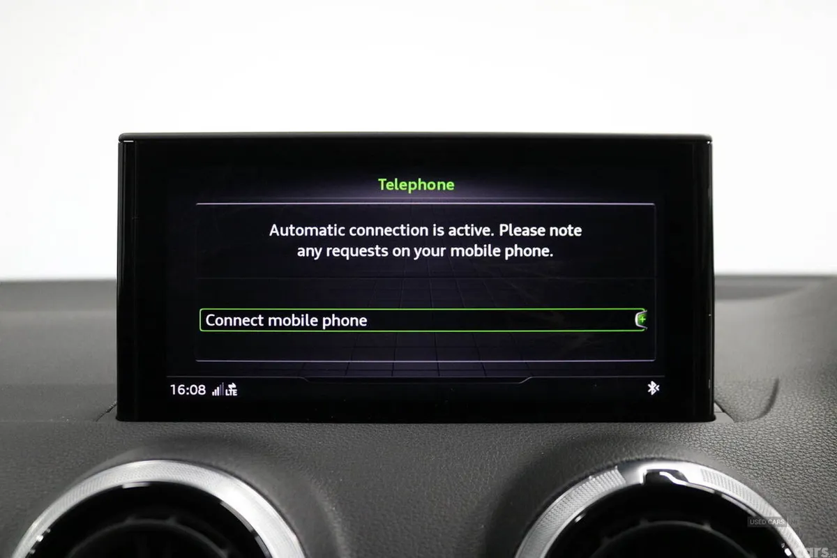 Audi Q2 SUV, Petrol, 2023, Blue