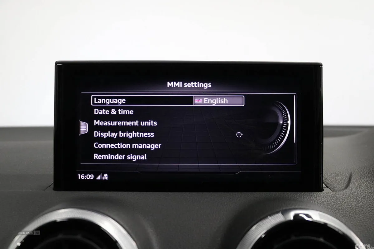 Audi Q2 SUV, Petrol, 2023, Blue