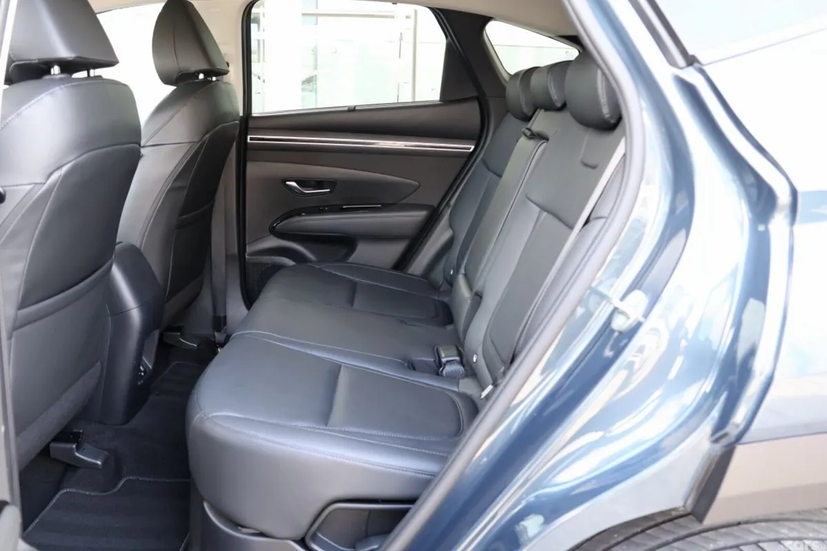 Hyundai Tucson SUV, Petrol Hybrid, 2024, Blue