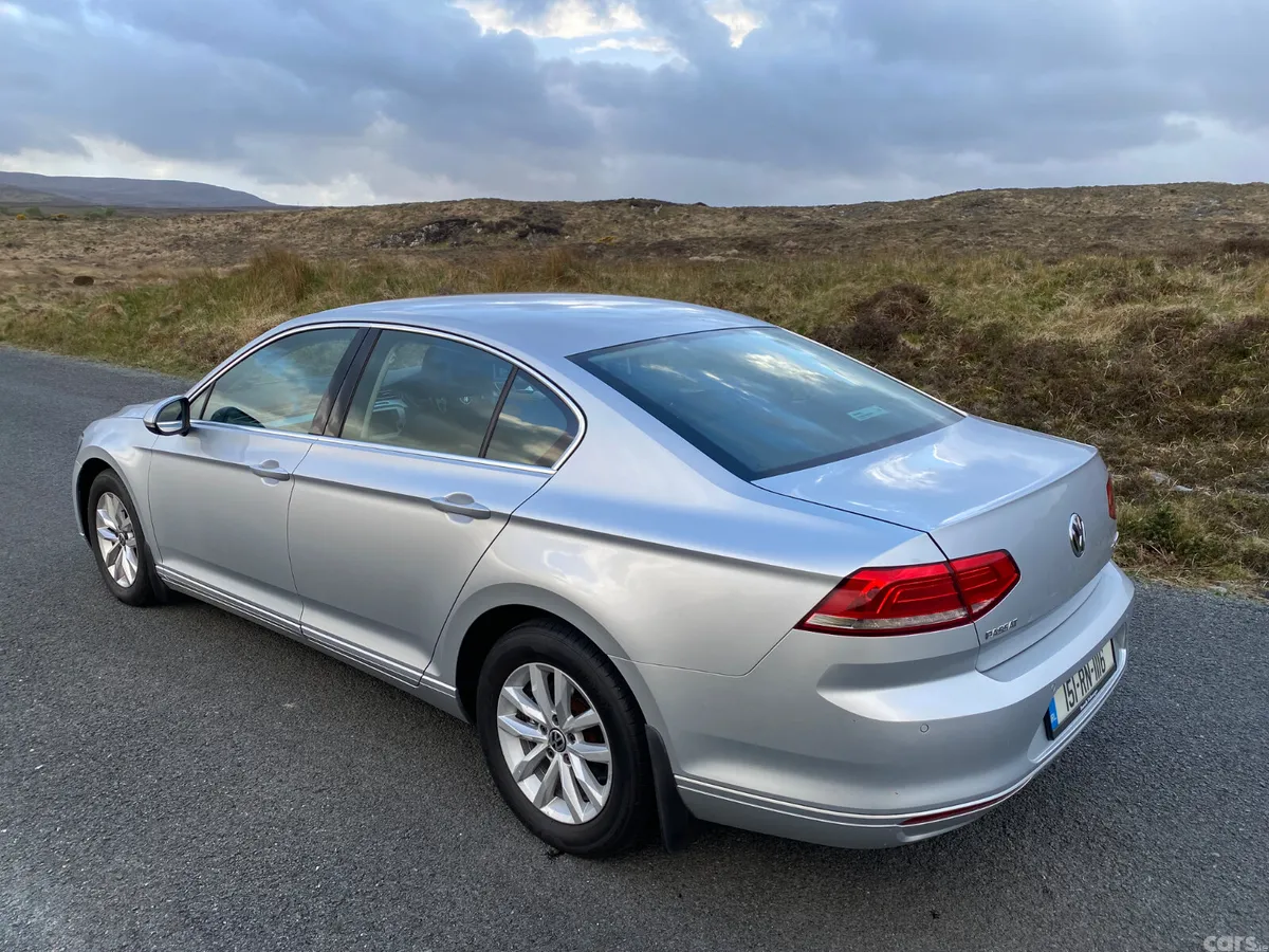 Volkswagen Passat Saloon, Diesel, 2015, Silver