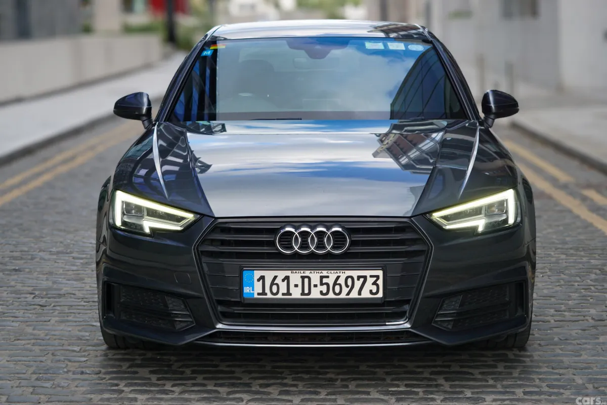 Audi A4 Saloon, Diesel, 2016, Grey
