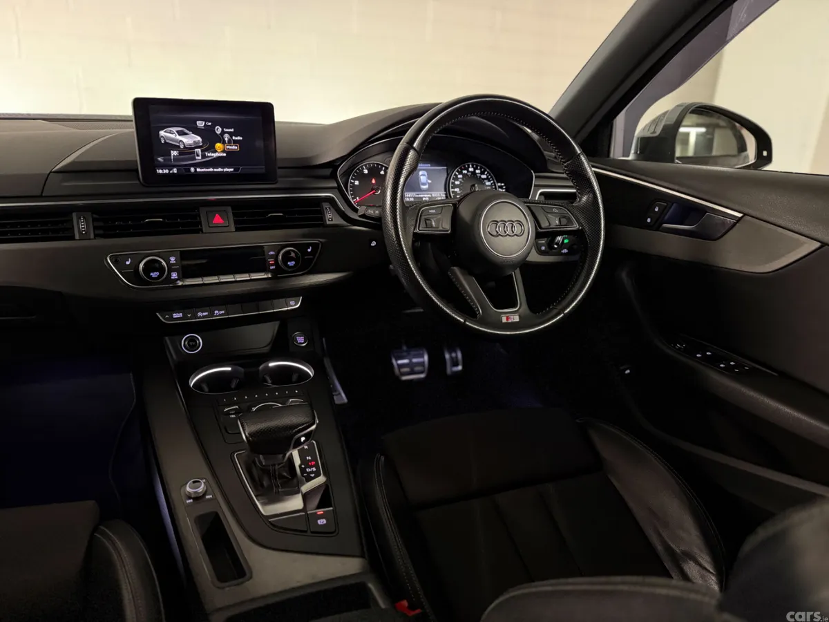 Audi A4 Saloon, Diesel, 2016, Grey