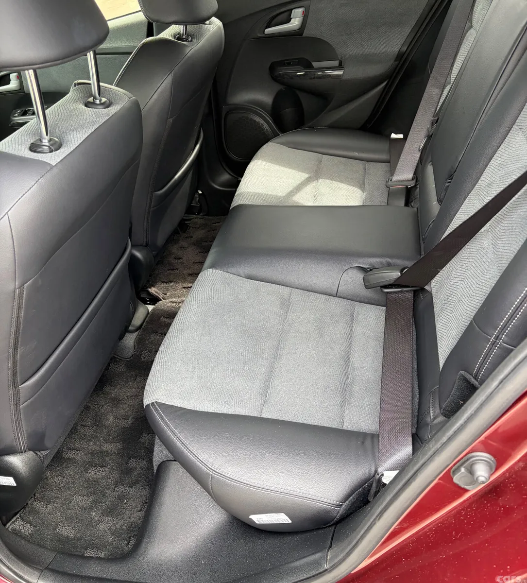 Honda Insight Hatchback, Petrol Hybrid, 2013, Red