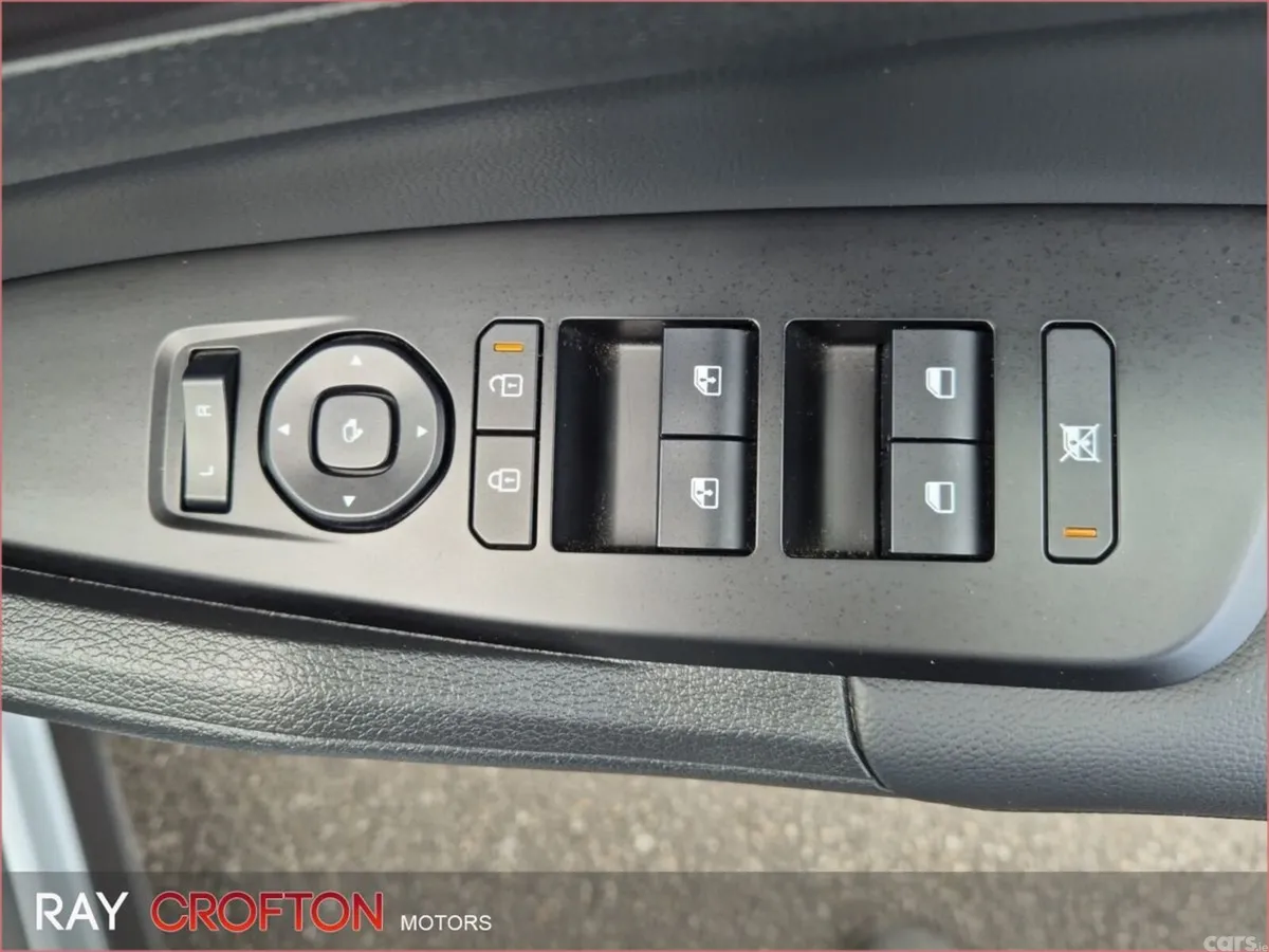 Kia Sportage SUV, Diesel Hybrid, 2026, White