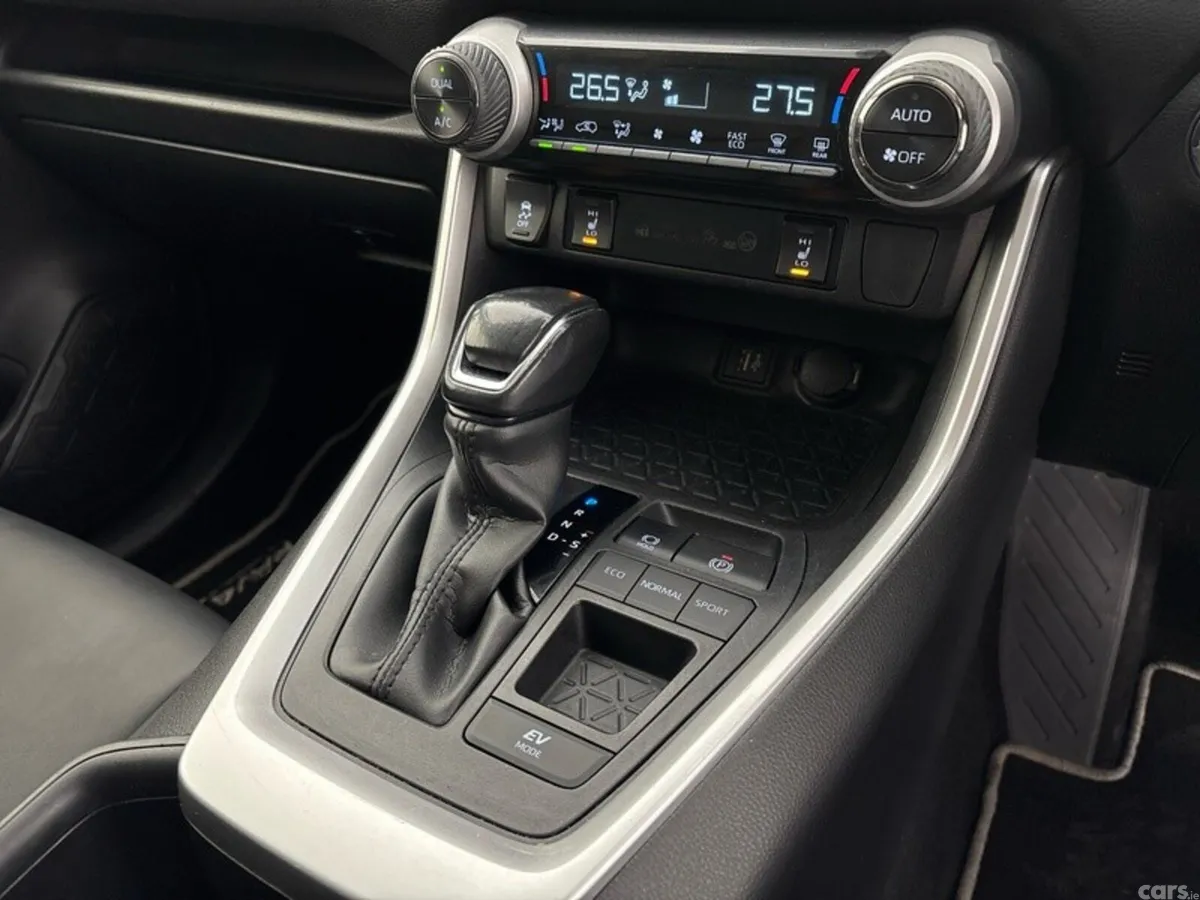 Toyota RAV4 SUV, Petrol Hybrid, 2023, Silver