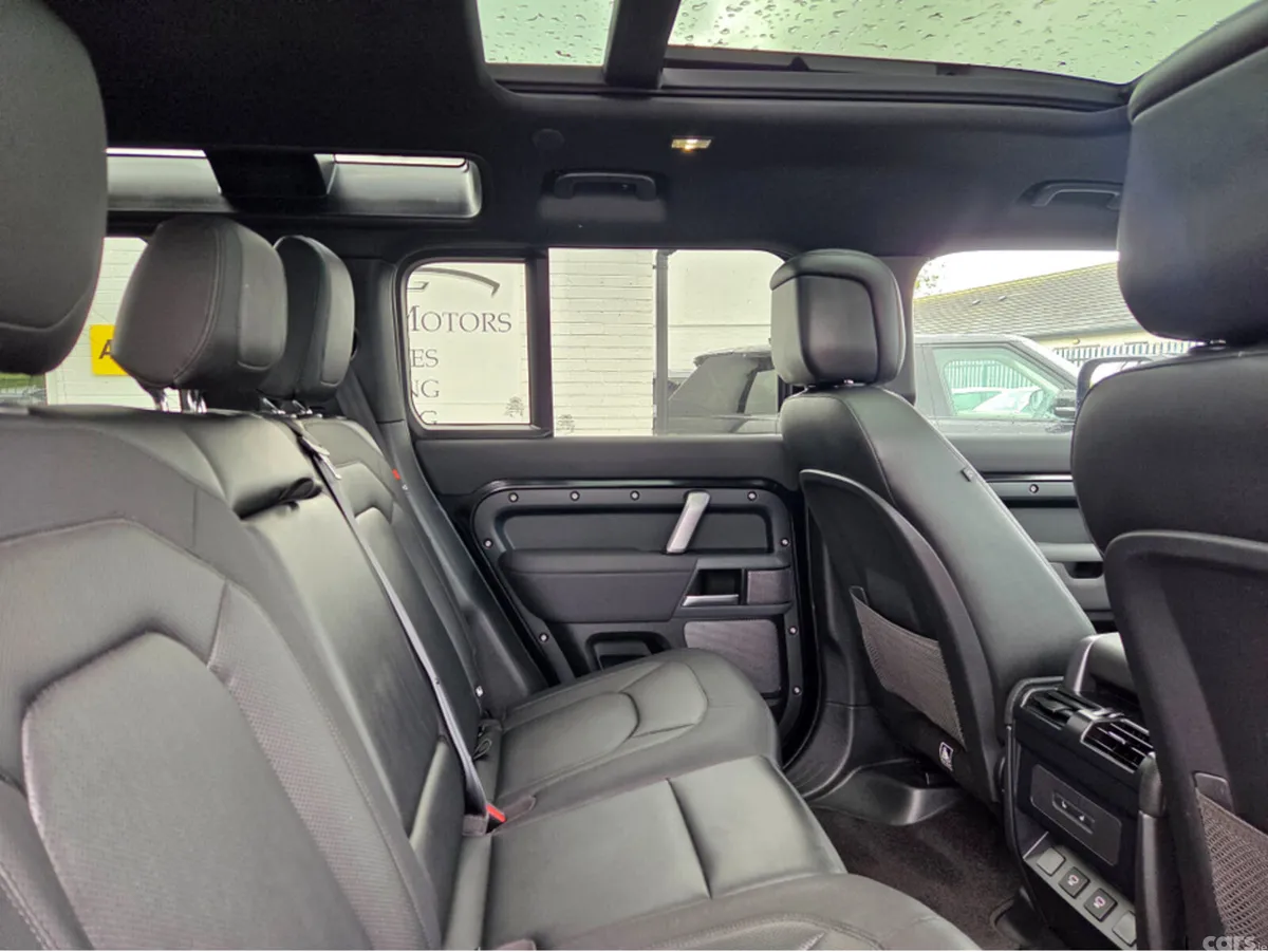 Land Rover Defender Estate, Petrol Plug-in Hybrid, 2022, Black