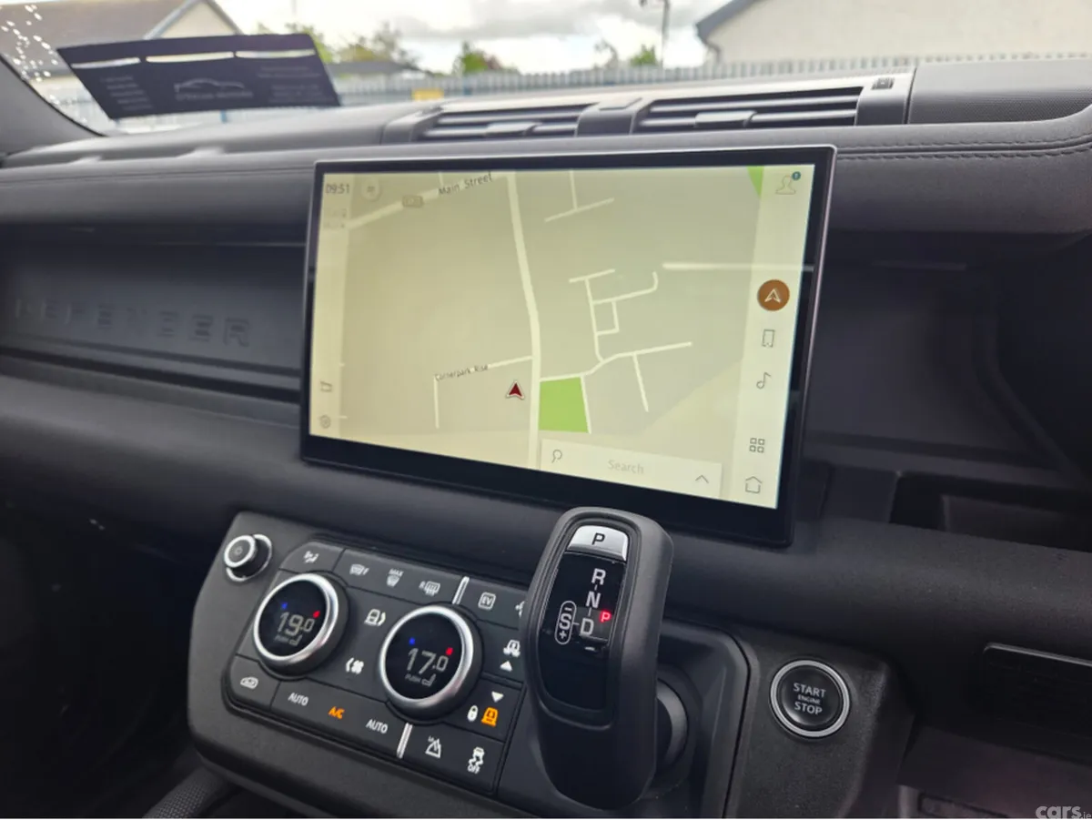 Land Rover Defender Estate, Petrol Plug-in Hybrid, 2022, Black