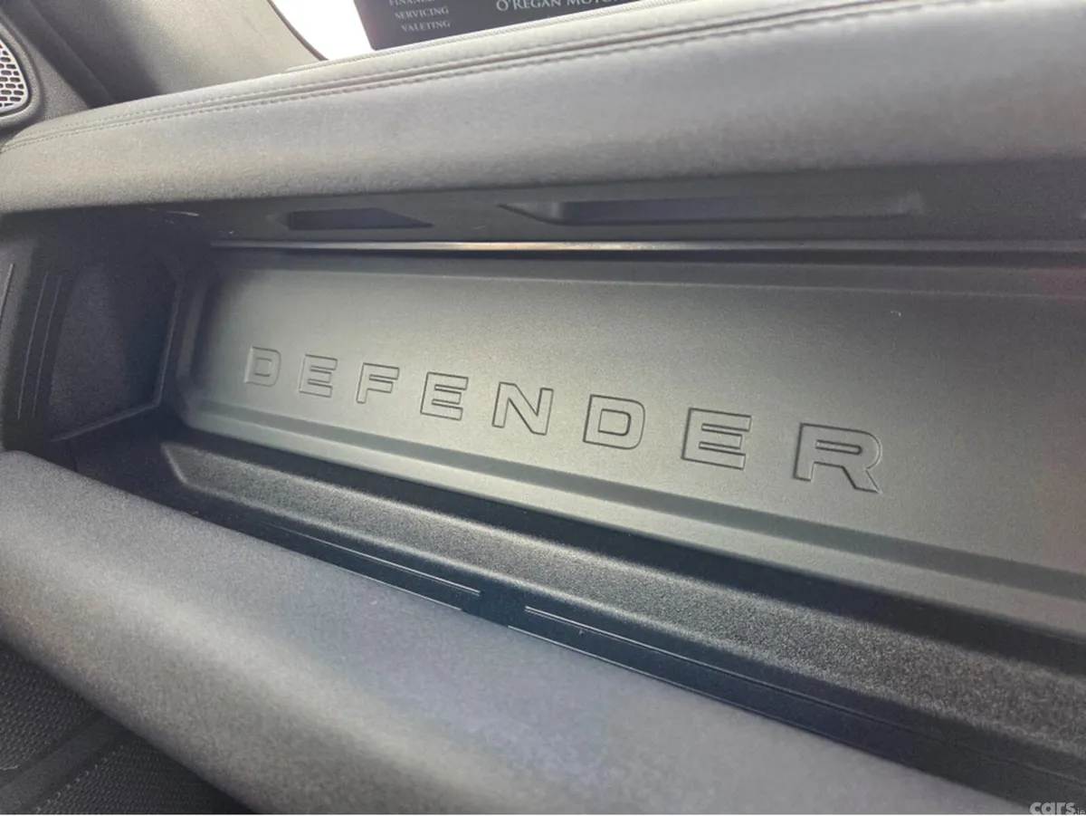 Land Rover Defender Estate, Petrol Plug-in Hybrid, 2022, Black