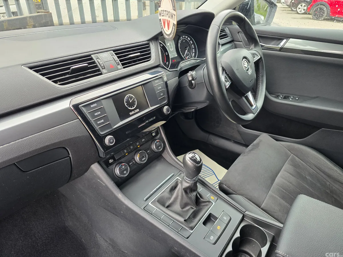 Skoda Superb Saloon, Diesel, 2016, Silver