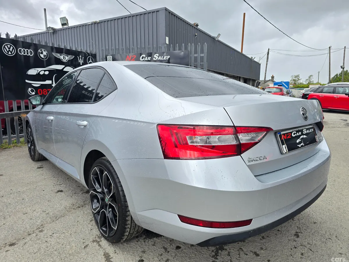 Skoda Superb Saloon, Diesel, 2016, Silver