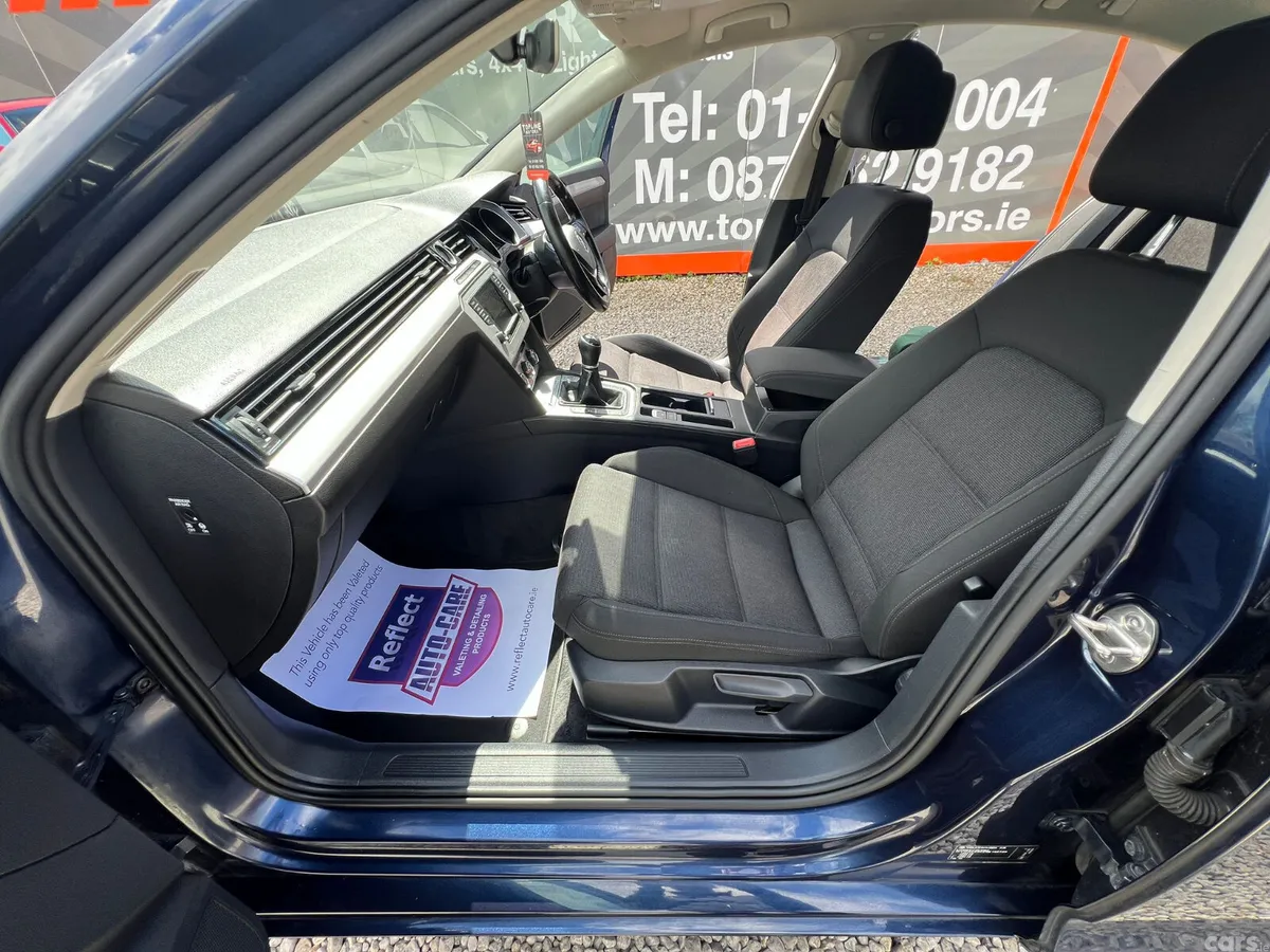 Volkswagen Passat Saloon, Diesel, 2016, Blue