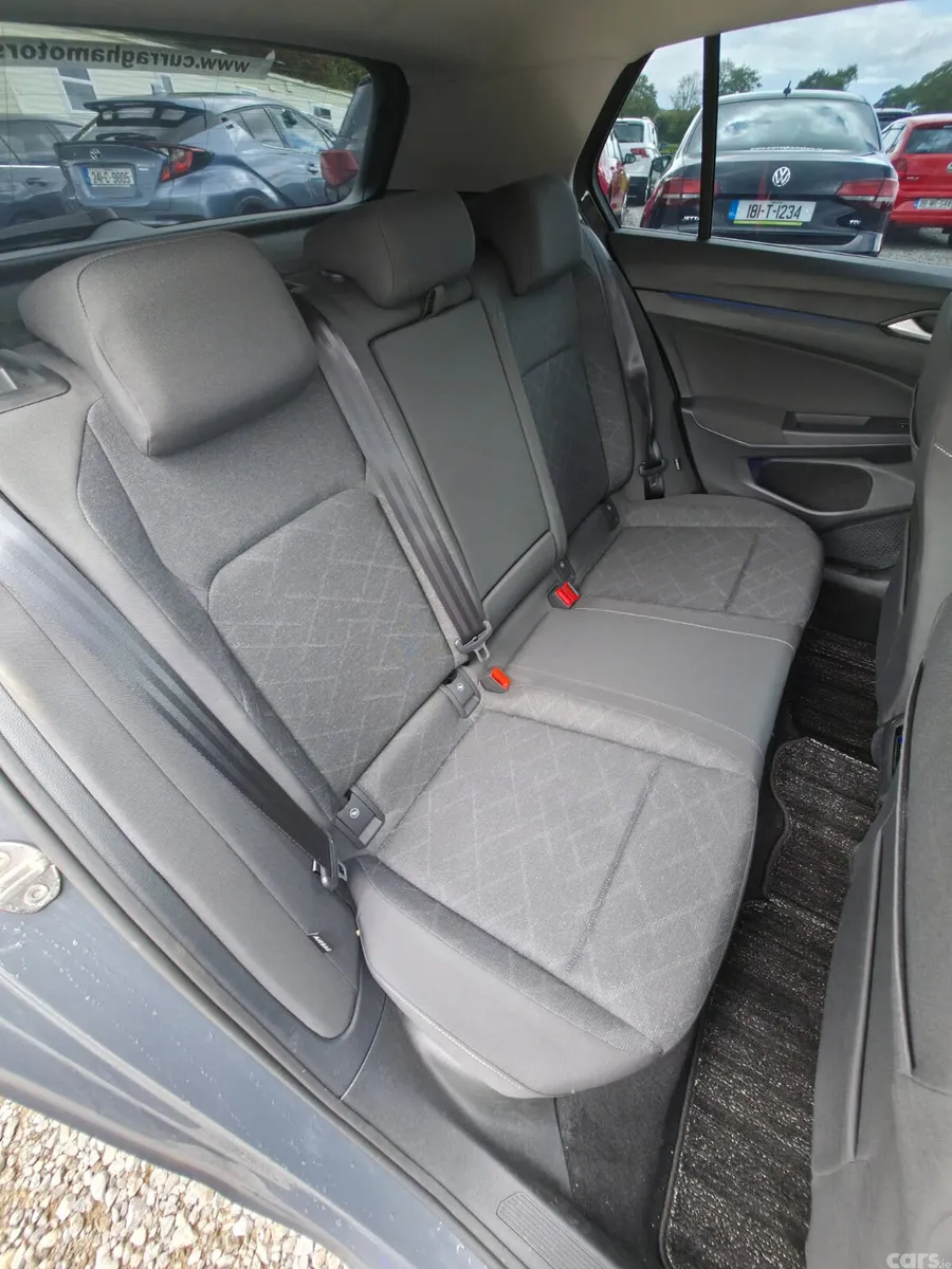 Volkswagen Golf Hatchback, Petrol Hybrid, 2022, Grey