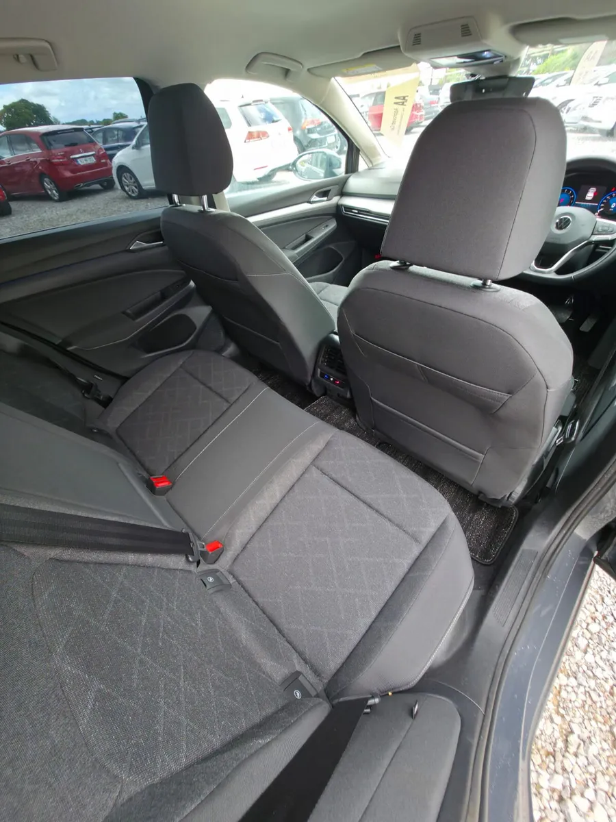 Volkswagen Golf Hatchback, Petrol Hybrid, 2022, Grey