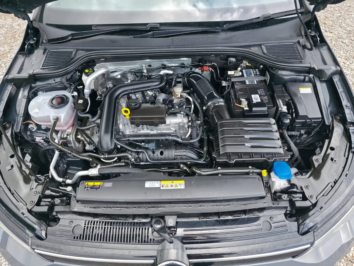 Volkswagen Golf Hatchback, Petrol Hybrid, 2022, Grey