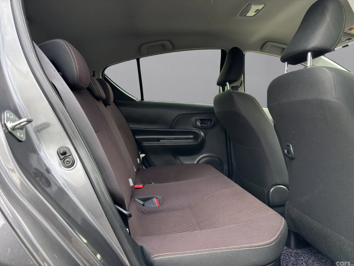 Toyota Aqua Hatchback, Petrol Hybrid, 2019, Grey