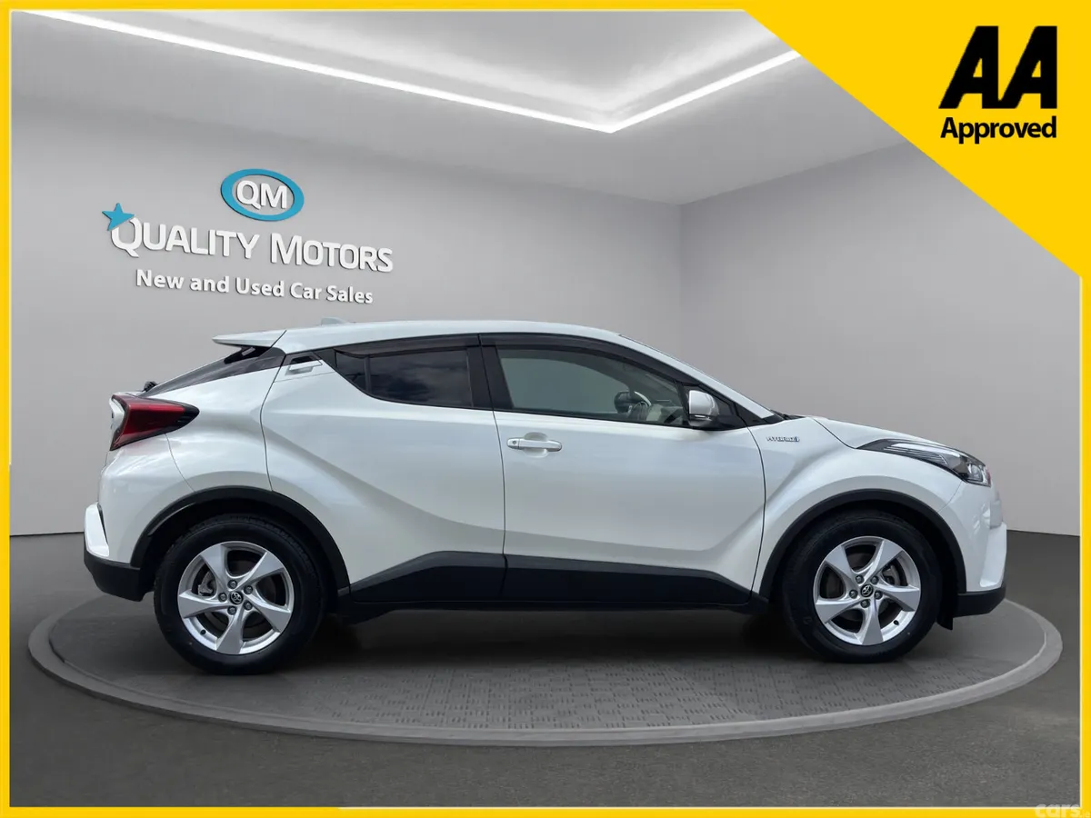 Toyota C-HR SUV, Petrol Hybrid, 2018, White