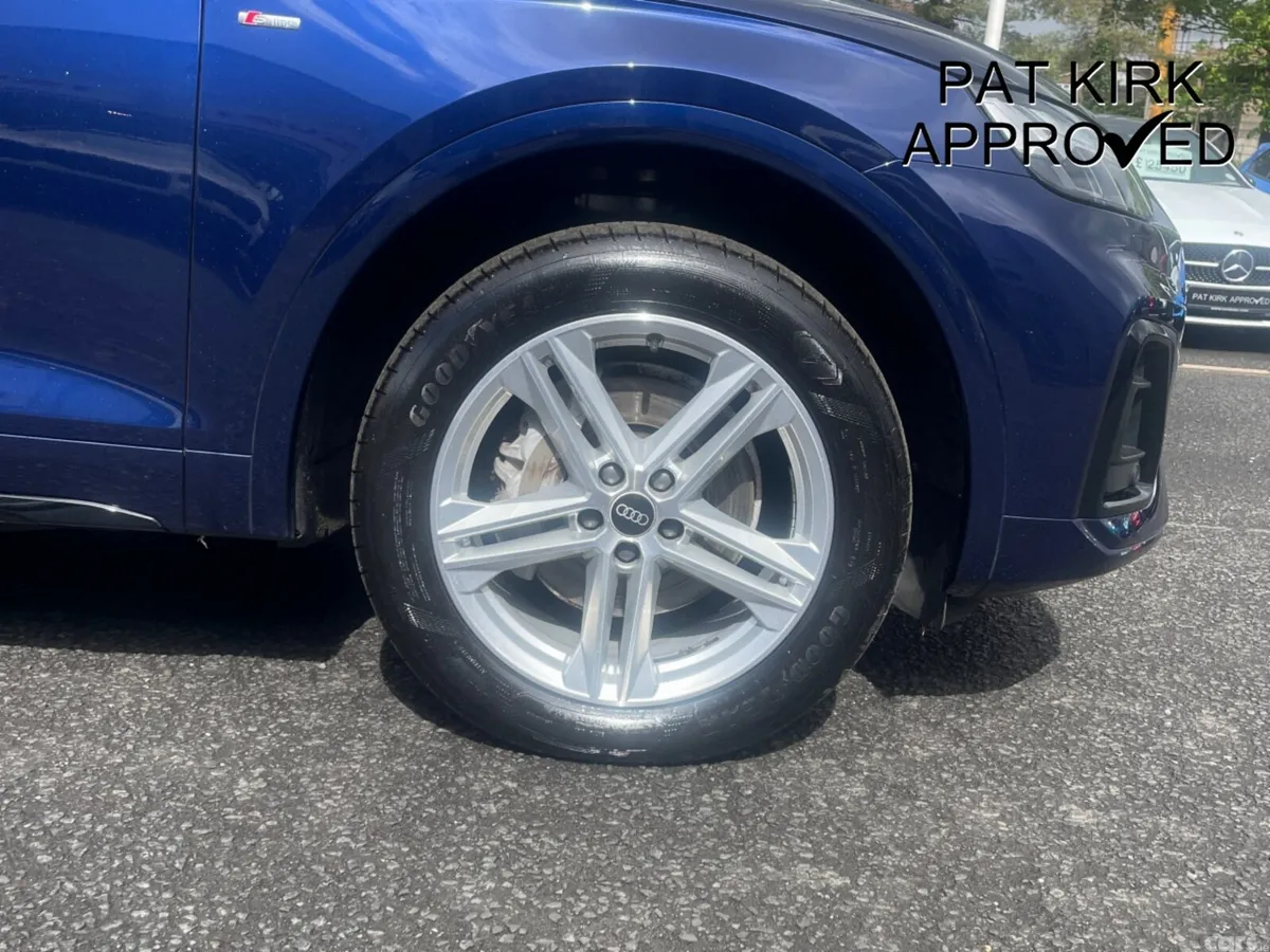 Audi Q5 Estate, Diesel, 2022, Blue