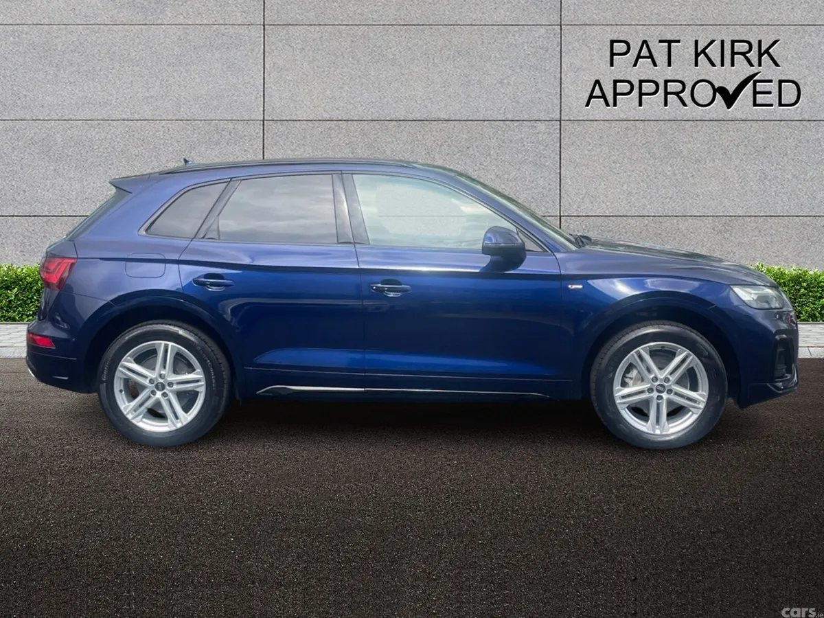 Audi Q5 Estate, Diesel, 2022, Blue