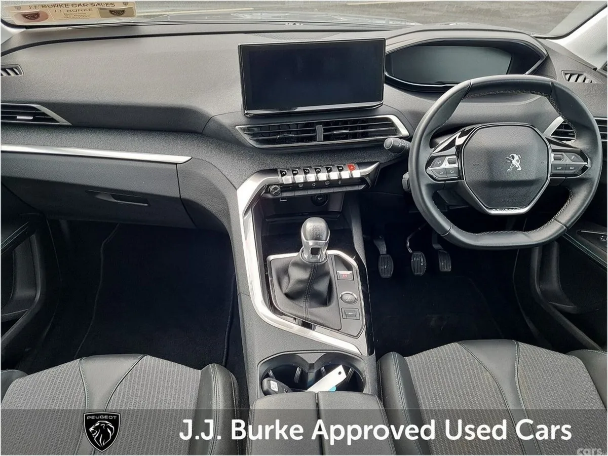 Peugeot 3008 SUV, Petrol, 2021, Grey