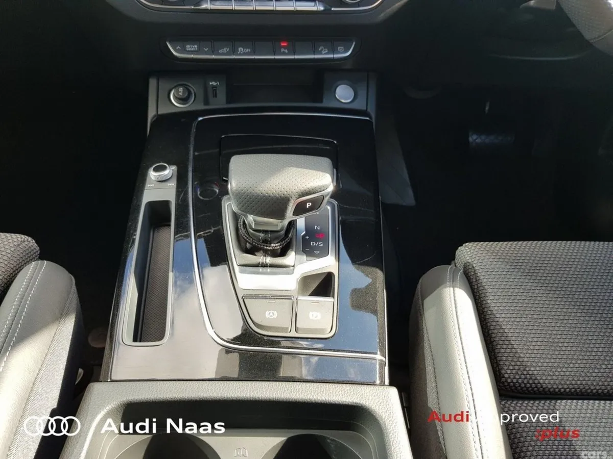 Audi Q5 SUV, Petrol Plug-in Hybrid, 2023, Blue