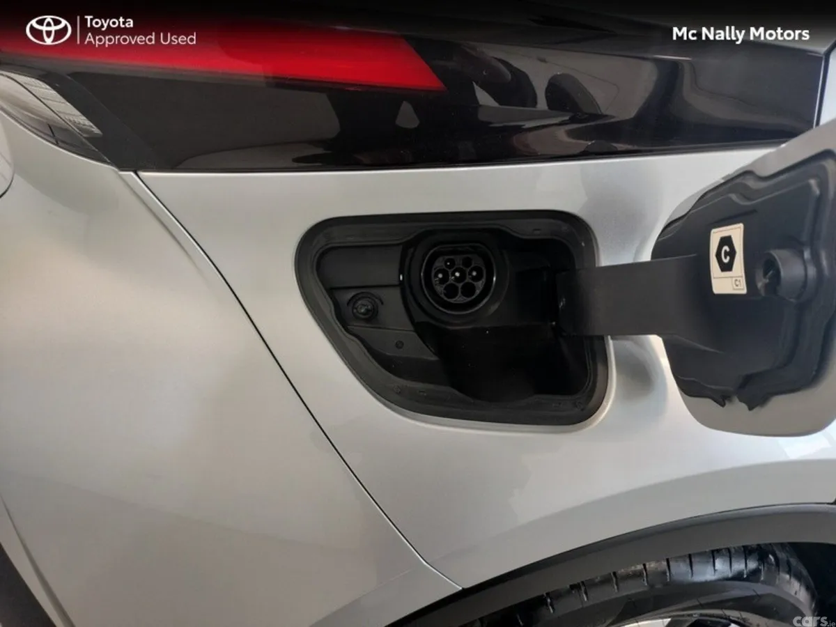 Toyota C-HR Hatchback, Petrol Plug-in Hybrid, 2024, Silver