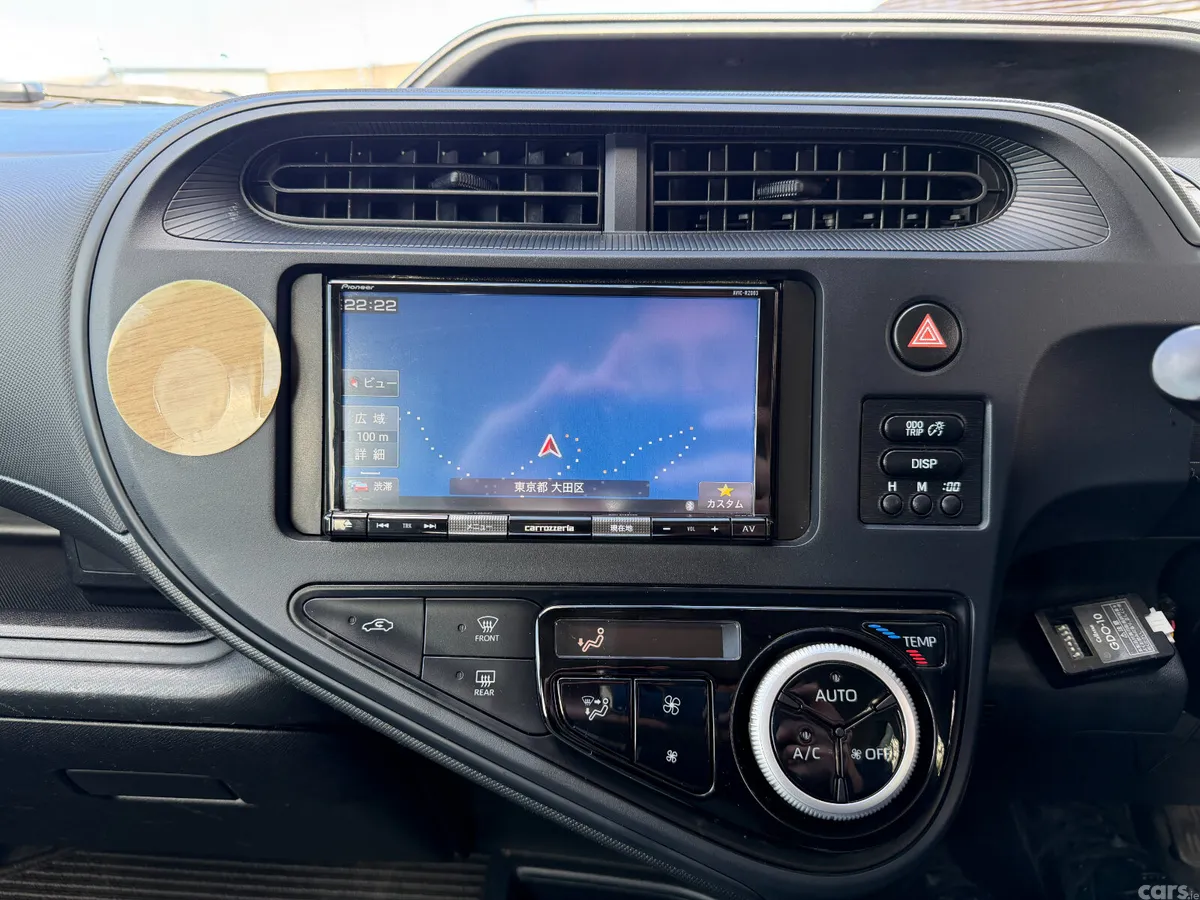 Toyota Aqua Hatchback, Petrol Hybrid, 2020, Silver