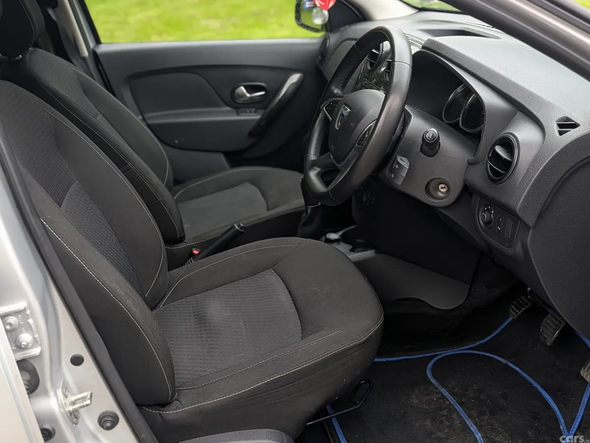 Dacia Sandero Hatchback, Petrol, 2018, Grey