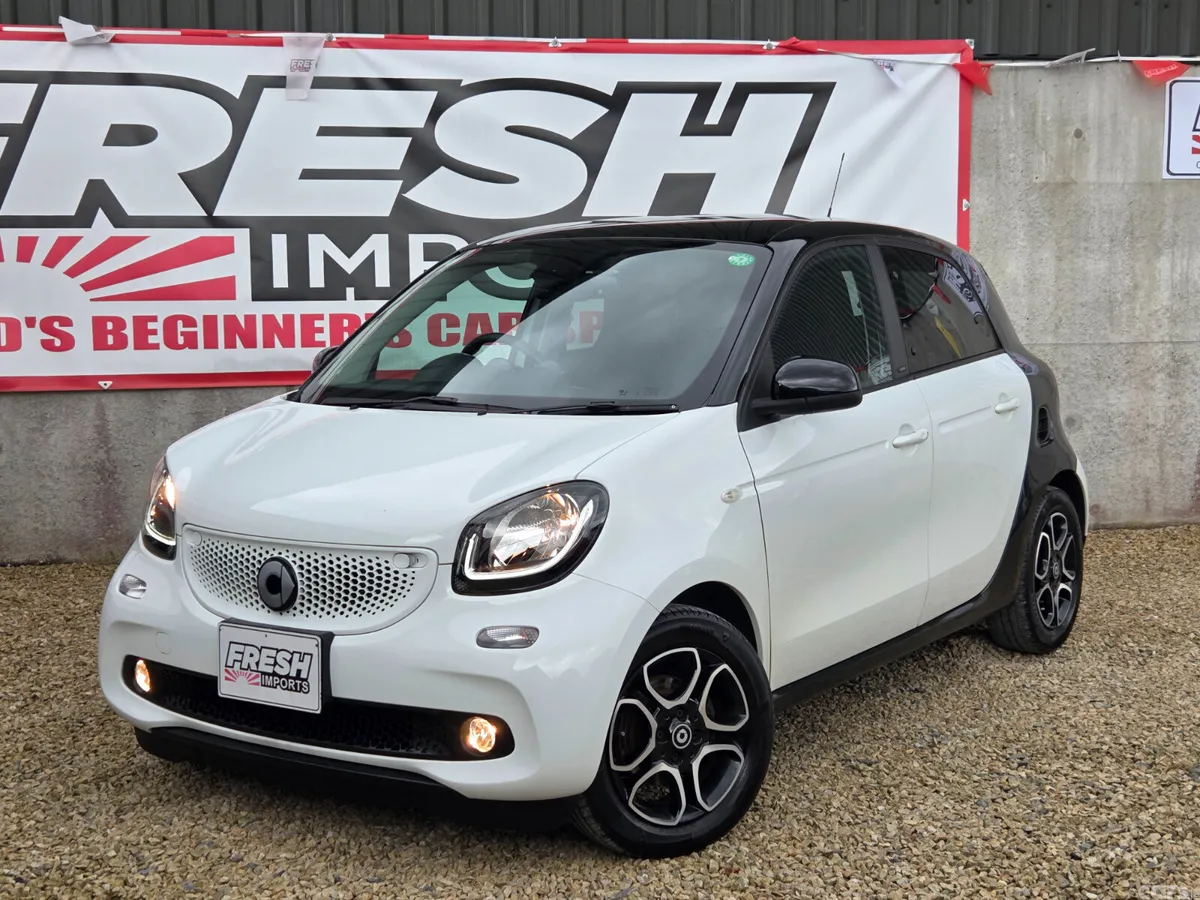 Smart Forfour Hatchback, Petrol, 2016, White