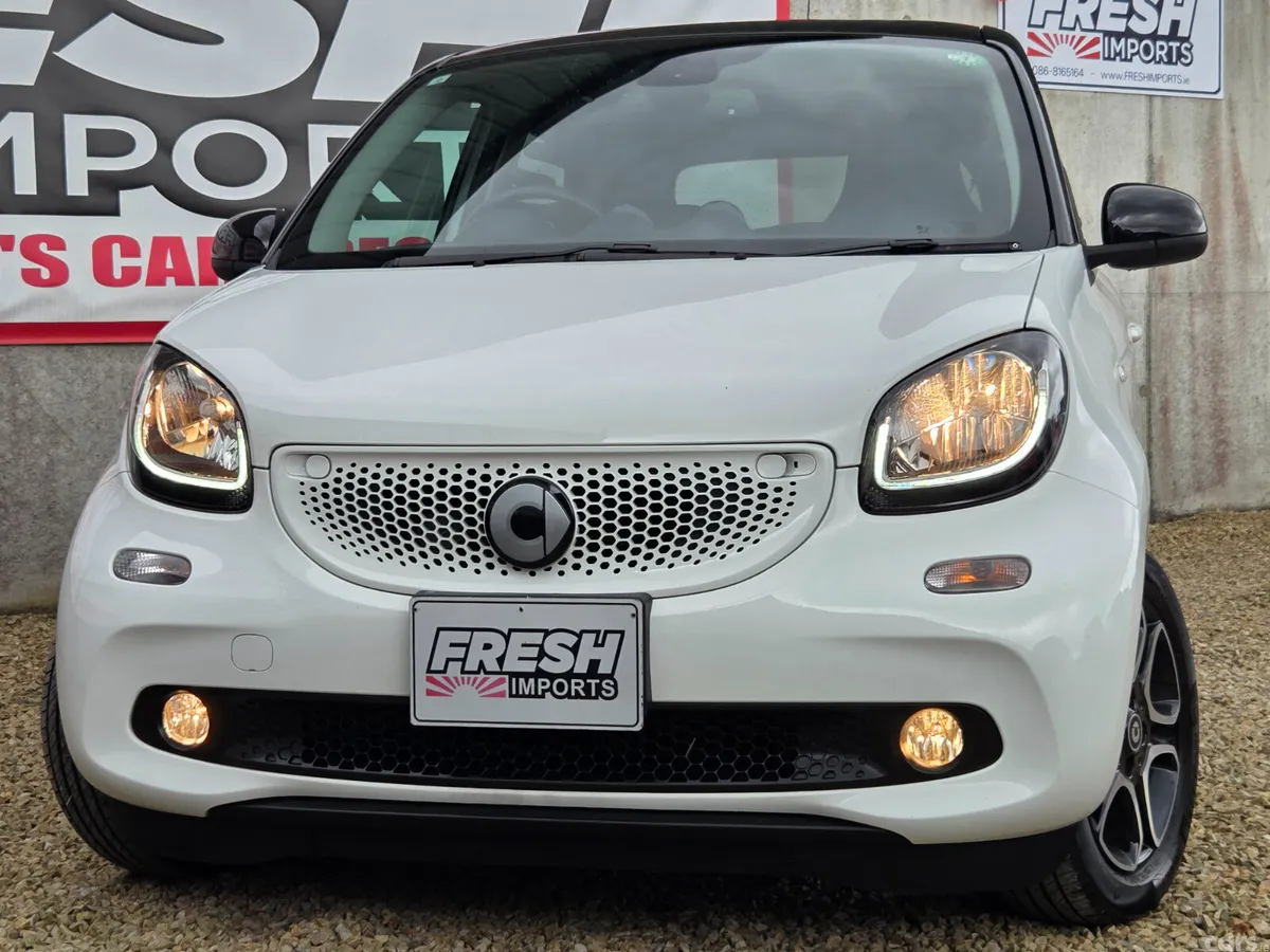 Smart Forfour Hatchback, Petrol, 2016, White