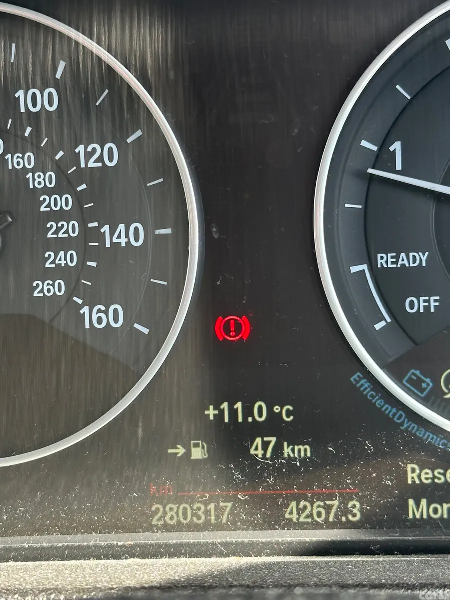 BMW 3-Series Saloon, Diesel, 2015, Silver