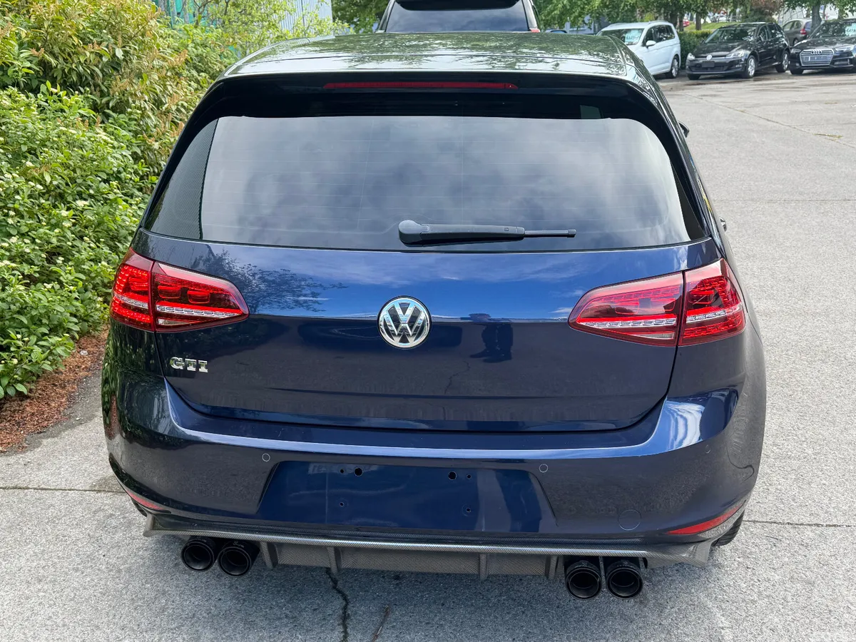 Volkswagen Golf Hatchback, Petrol, 2014, Blue