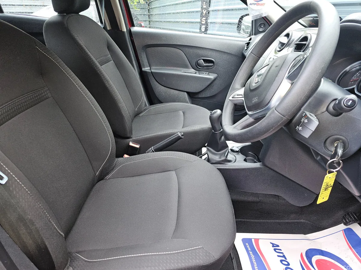 Dacia Sandero Hatchback, Petrol, 2021, Red